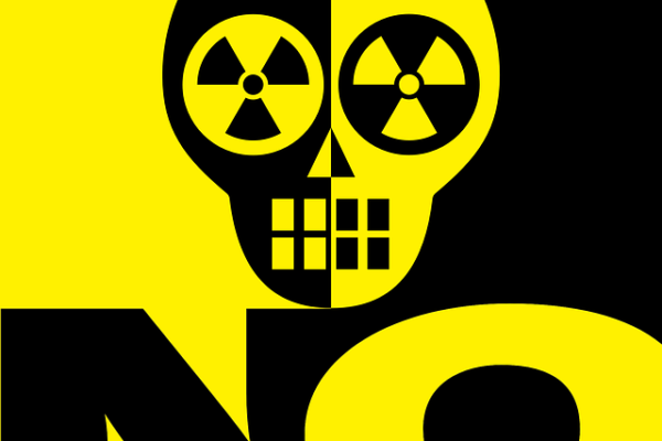 radioactive-154175_640